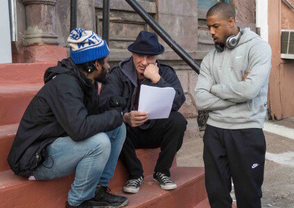 「クリード チャンプを継ぐ男」メイキングカット。左からライアン・クーグラー、シルヴェスター・スタローン、マイケル・B・ジョーダン。