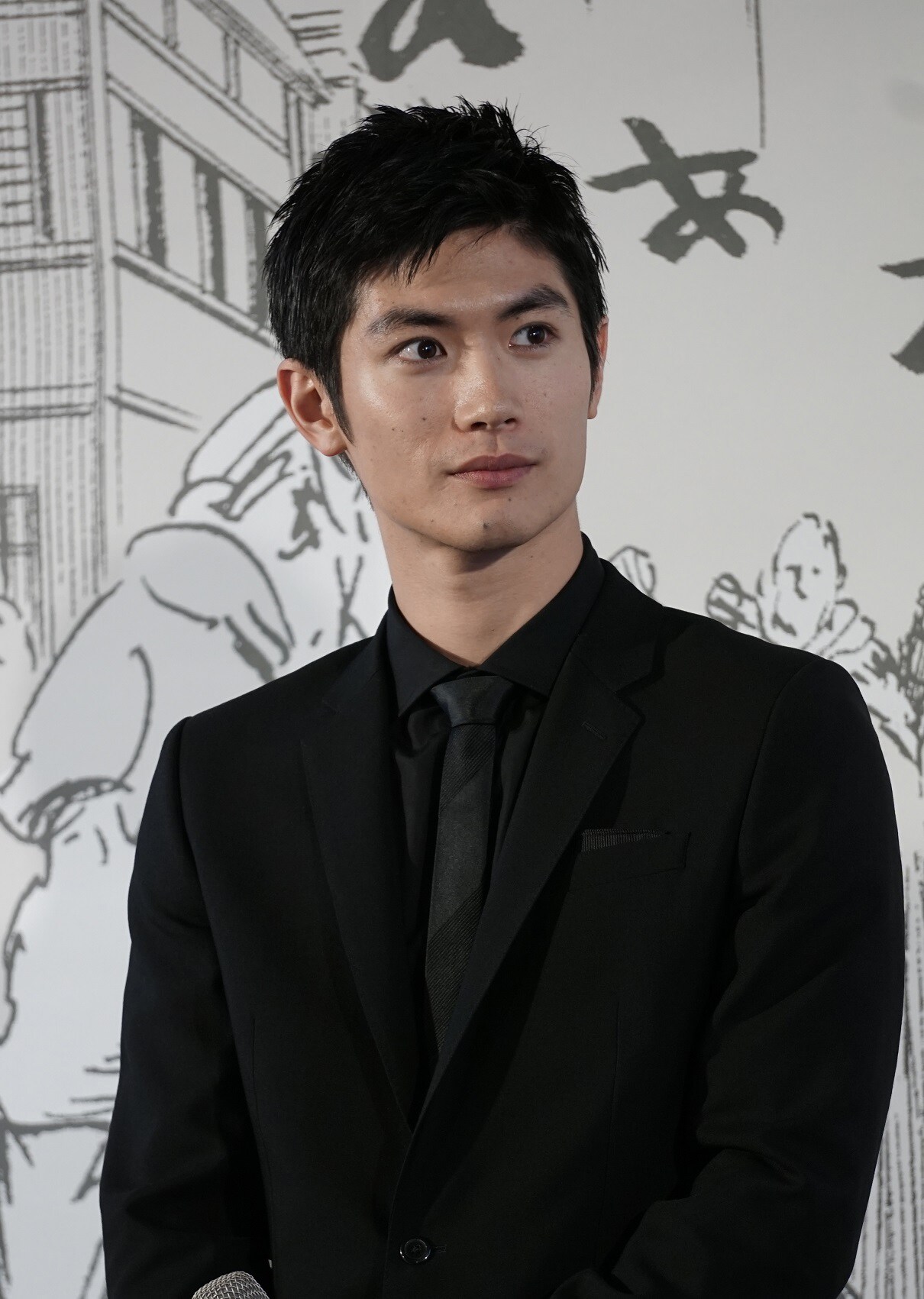 キネマ旬報　三浦春馬　進撃の巨人　追悼 三浦春馬主演『進撃の巨人 ATTACK ON TITAN』の最新映像解禁