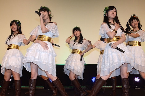 スペシャルミニライブの様子。