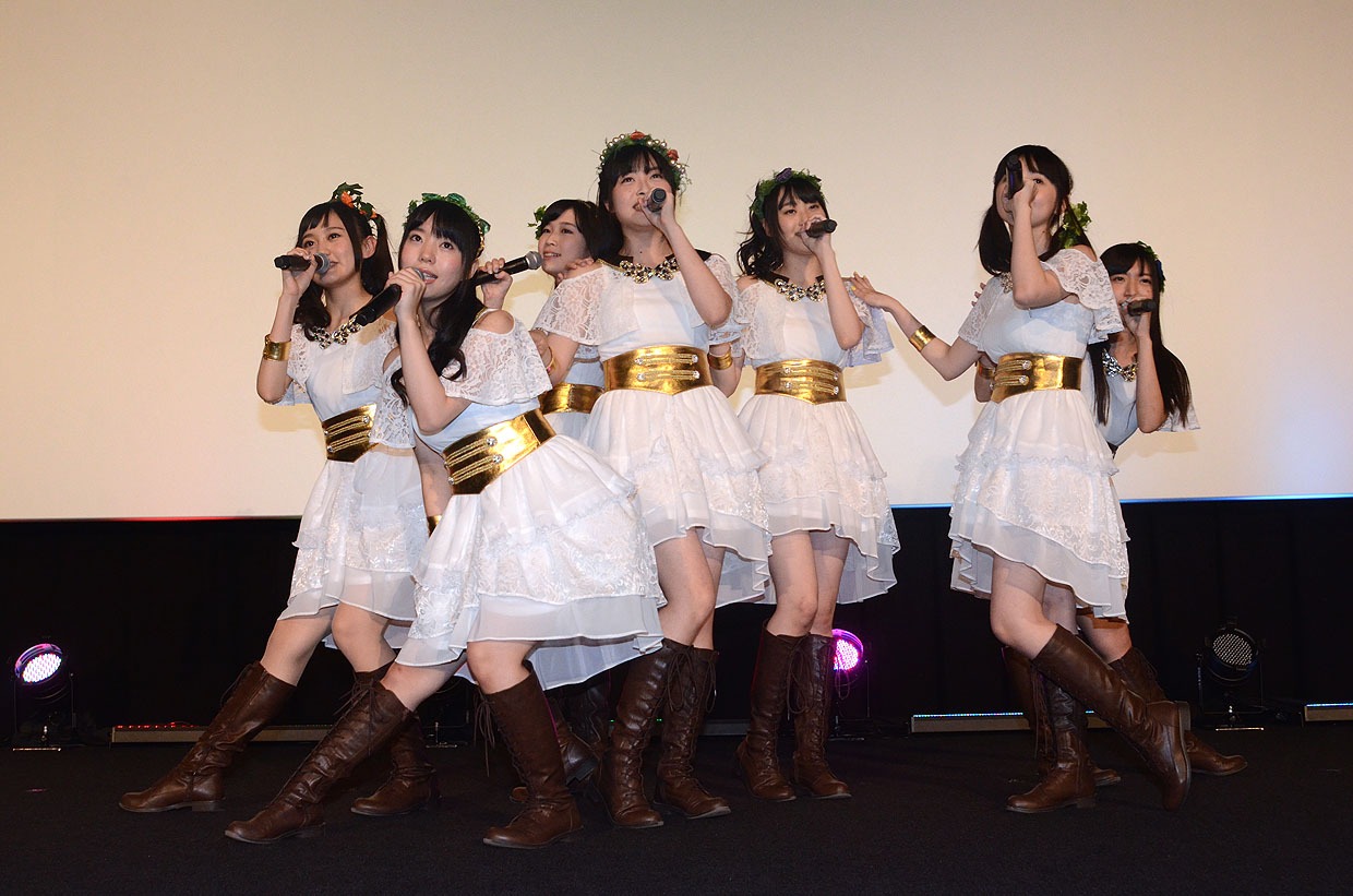 スペシャルミニライブの様子。