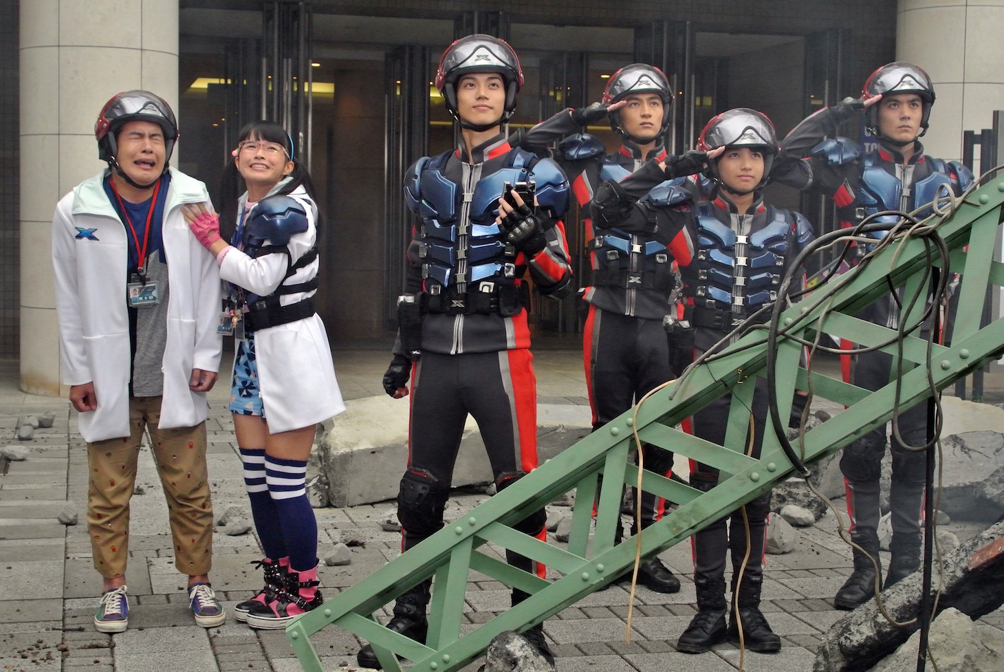 「劇場版 ウルトラマンX きたぞ！われらのウルトラマン」 (c)2016「劇場版 ウルトラマンX」製作委員会