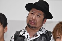 ダヴィンチ眼魔の声を務めたケンドーコバヤシ。