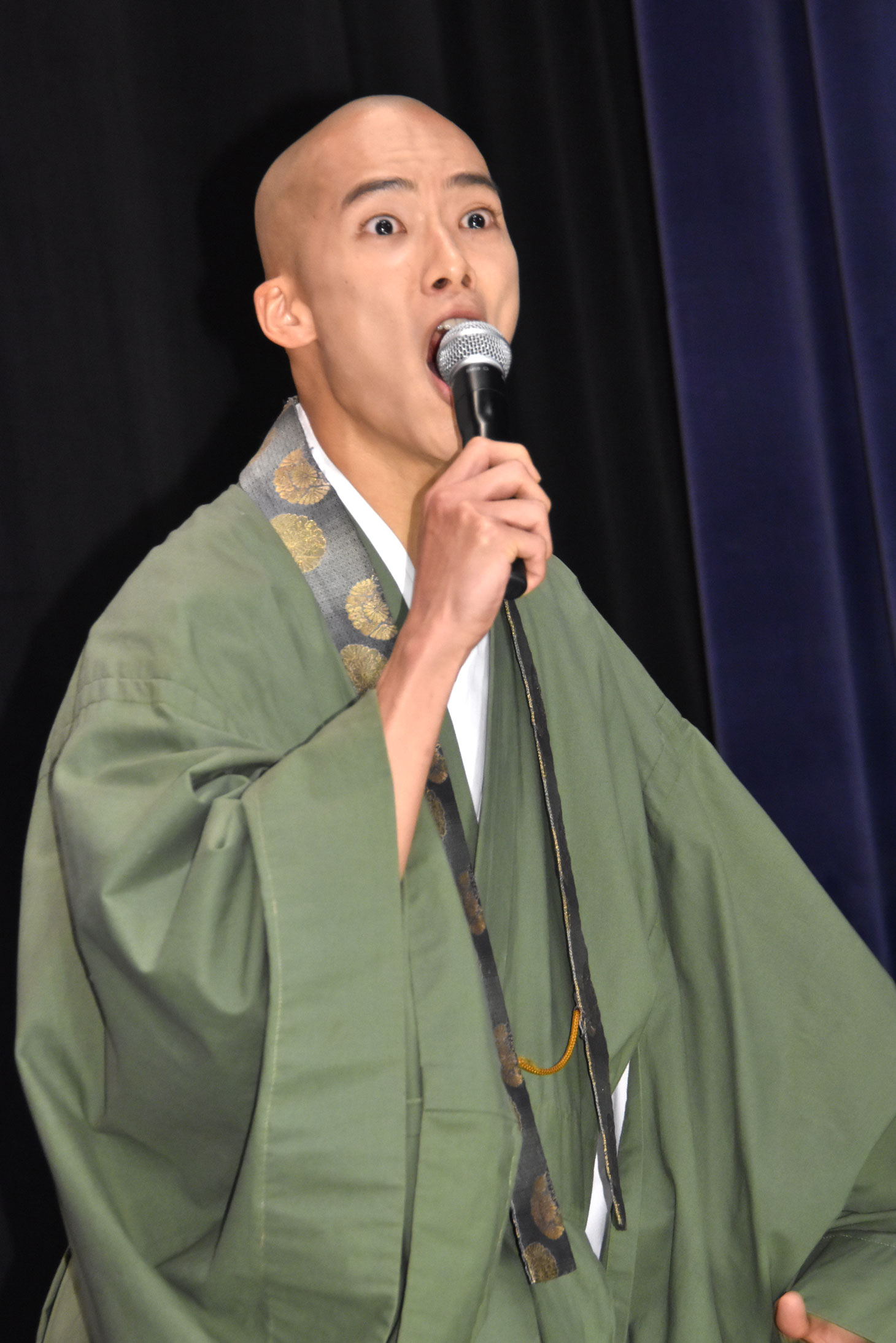 「タケル殿ーっ!!」とおなじみのセリフを渾身の力で叫ぶ、御成役の柳喬之。