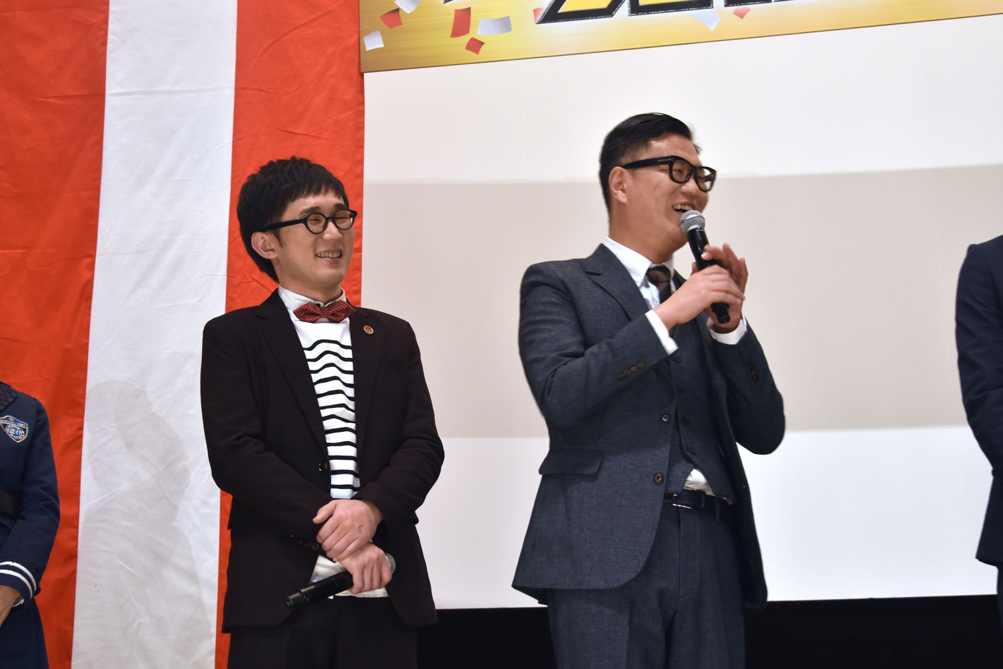 ラファエロ眼魔とミケランジェロ眼魔の声を務めたシソンヌ。