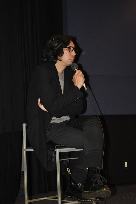 行定勲 (c)2015「ピンクとグレー」製作委員会