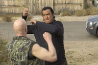 「沈黙の報復」 (c)2007 Sony Pictures Home Entertainment Inc. All Rights Reserved.