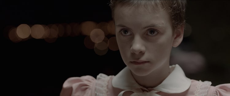 長山洋子のデビュー曲が冒頭シーンを飾る スペイン映画 マジカル ガール 映画ナタリー