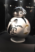 花井祐介（アーティスト / イラストレーター）の「BB-8アート」。