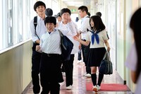 「セーラー服と機関銃 -卒業-」 (c)2016「セーラー服と機関銃 -卒業-」製作委員会