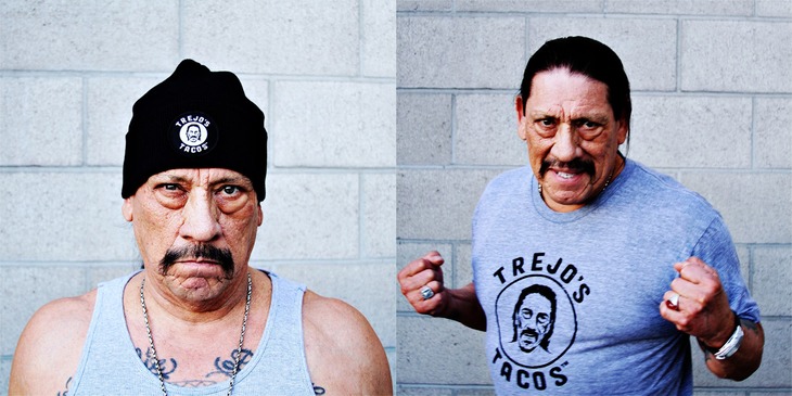 左からTrejo's Tacosオリジナル12"ニット帽（18ドル）、Tシャツ大人用（20ドル）