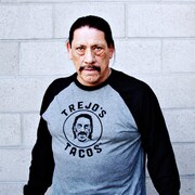Trejo's Tacosオリジナル長袖Tシャツ大人用（27ドル）