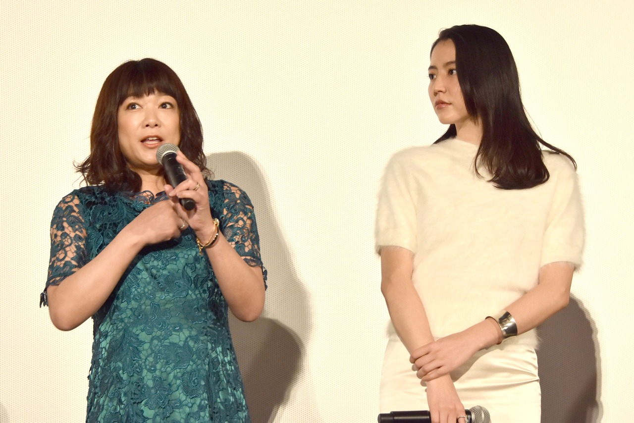 左から堀ちえみ、長澤まさみ。