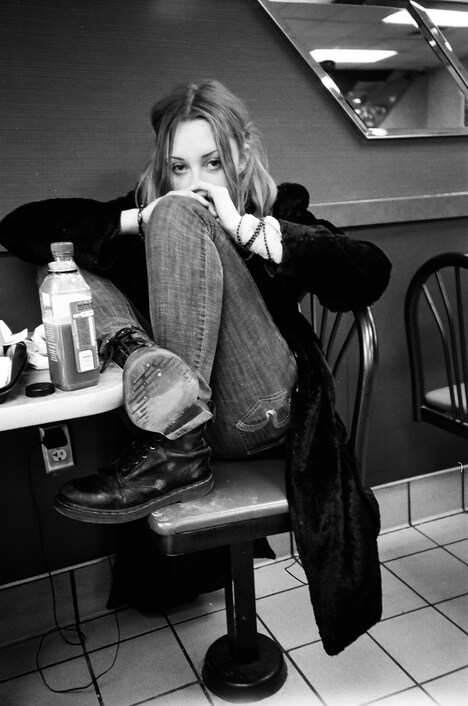 アリエル・ホームズ (c)2014, Hardstyle, LLC. All Rights Reserved.