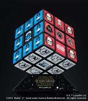 STAR WARS ルービックキューブ The Force Awakens ver.（2786円）発売中 (c) & TM Lucasfilm Ltd. Rubik' s R Used under licence Rubiks Brand Ltd. All rights reserved.