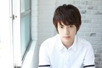 ジュウオウエレファント / タスク役の渡邉剣。