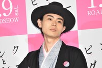 「ピンクとグレー」先行上映会に登壇した菅田将暉。