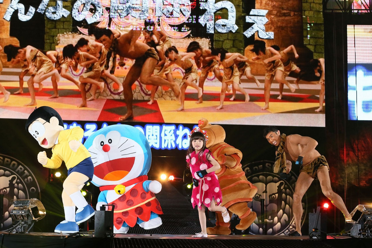 「敵とか味方とかそんなの関係ねぇ！」と動きをそろえる一同。