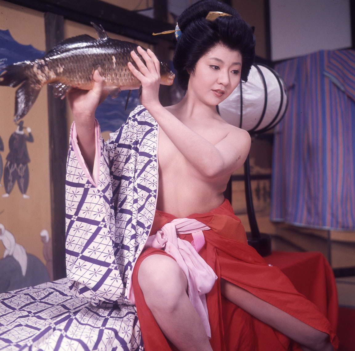 「（秘）女郎責め地獄」 (c)日活