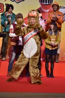 「手裏剣戦隊ニンニンジャーVSトッキュウジャー THE MOVIE 忍者・イン・ワンダーランド」完成披露イベントに登場した南海キャンディーズしずちゃん。