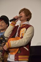 久々にファンの前にライトとして登場できた喜びを語る、志尊淳。