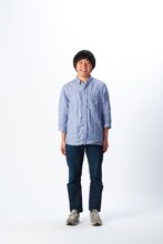 主演の本多力。