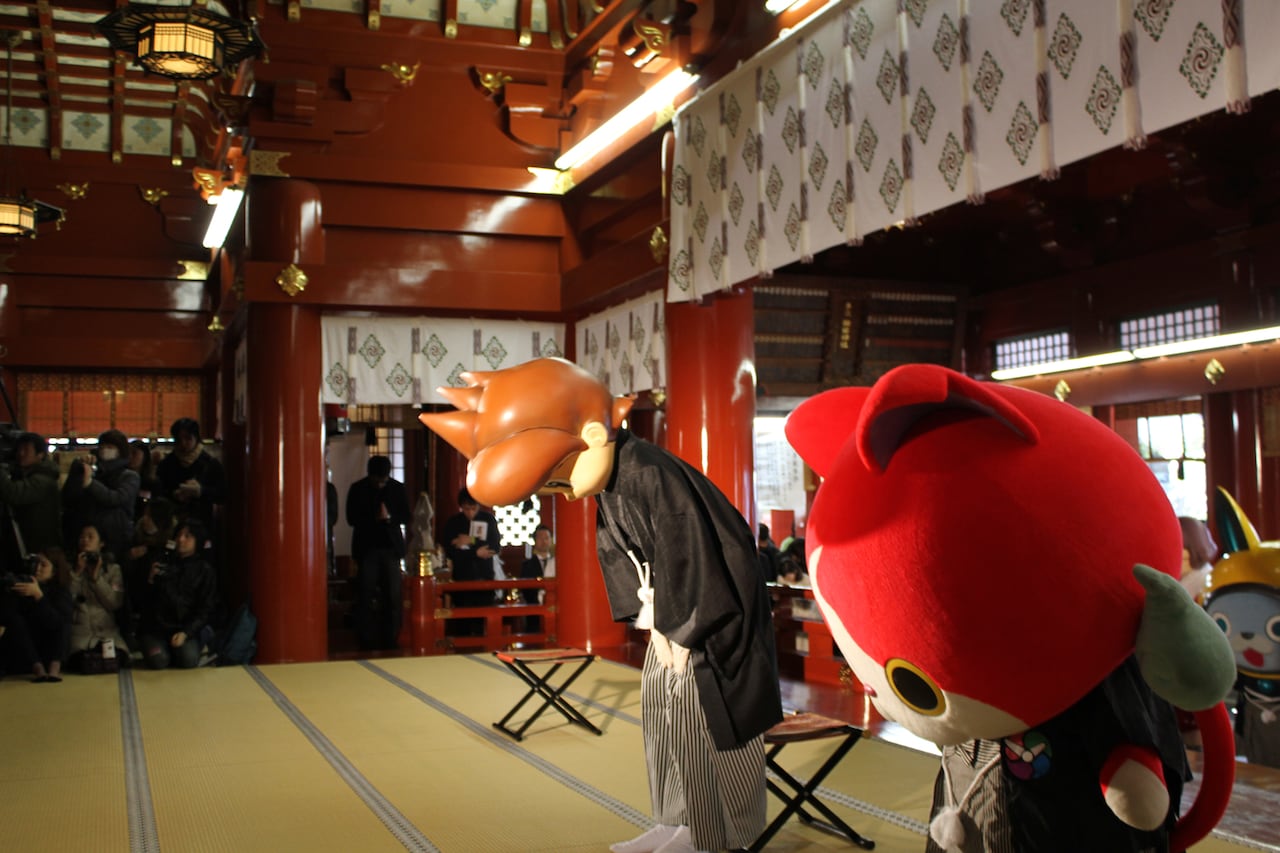 妖怪ウォッチ」生みの親・日野晃博、ジバニャンらに囲まれ映画ヒット