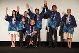 左から高橋ひかる、西田敏行、石橋冠、竹野内豊、江口洋介、優香。