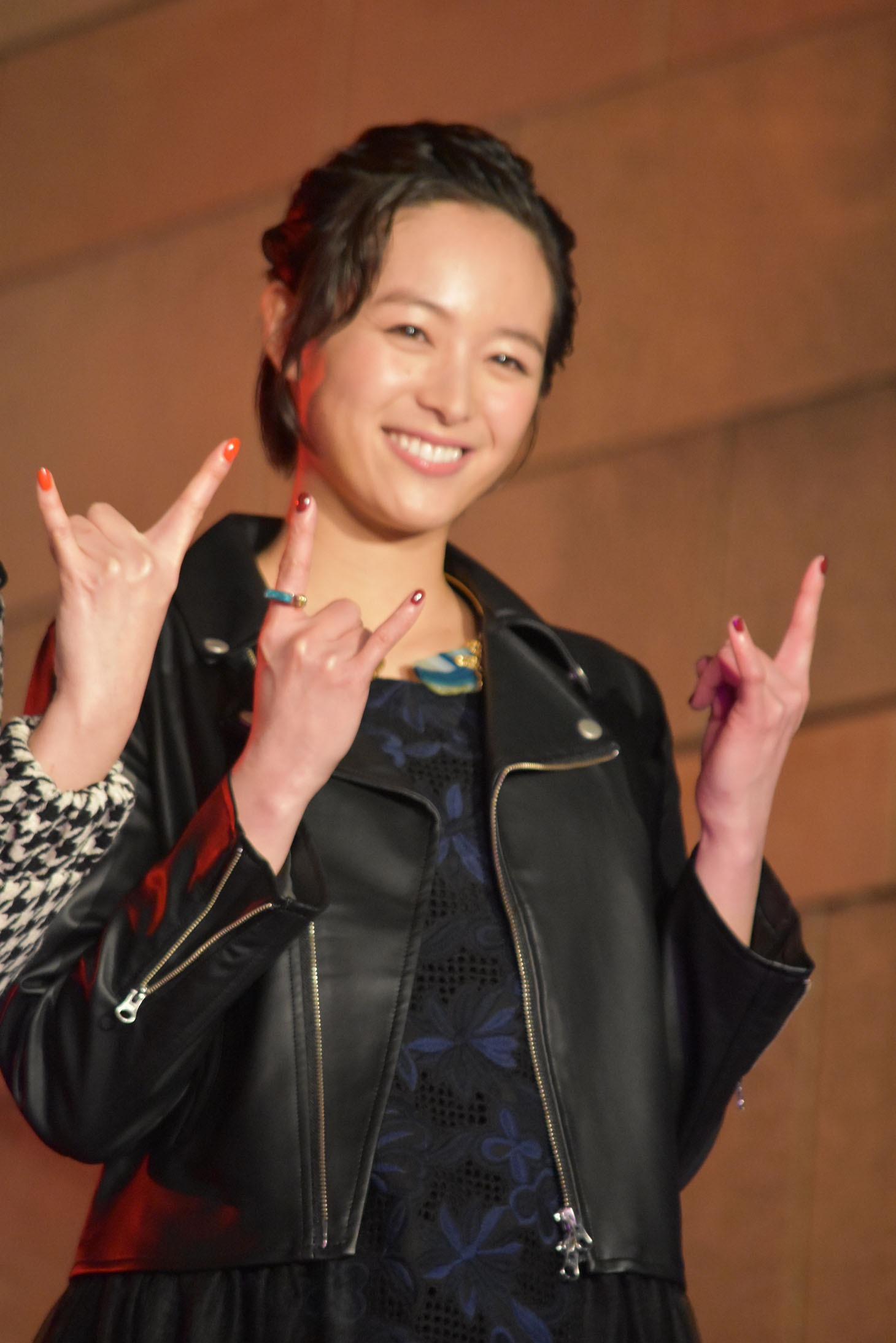 清野菜名