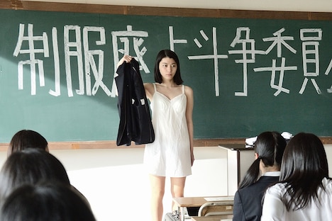 「無伴奏」 (c)2015 「無伴奏」製作委員会