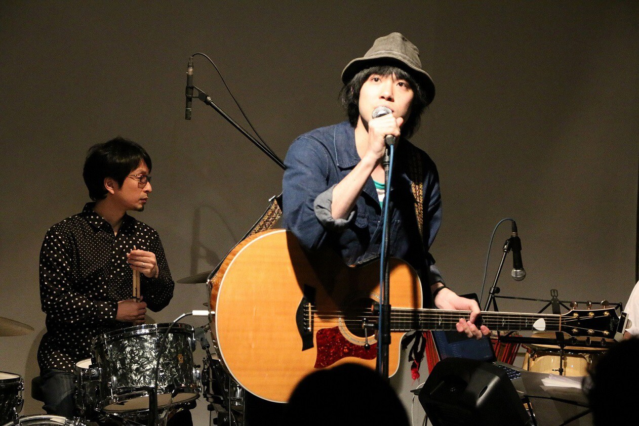 大友良英、渡辺大知ら「LIVE! LOVE! SING!」ライブで特別セッション