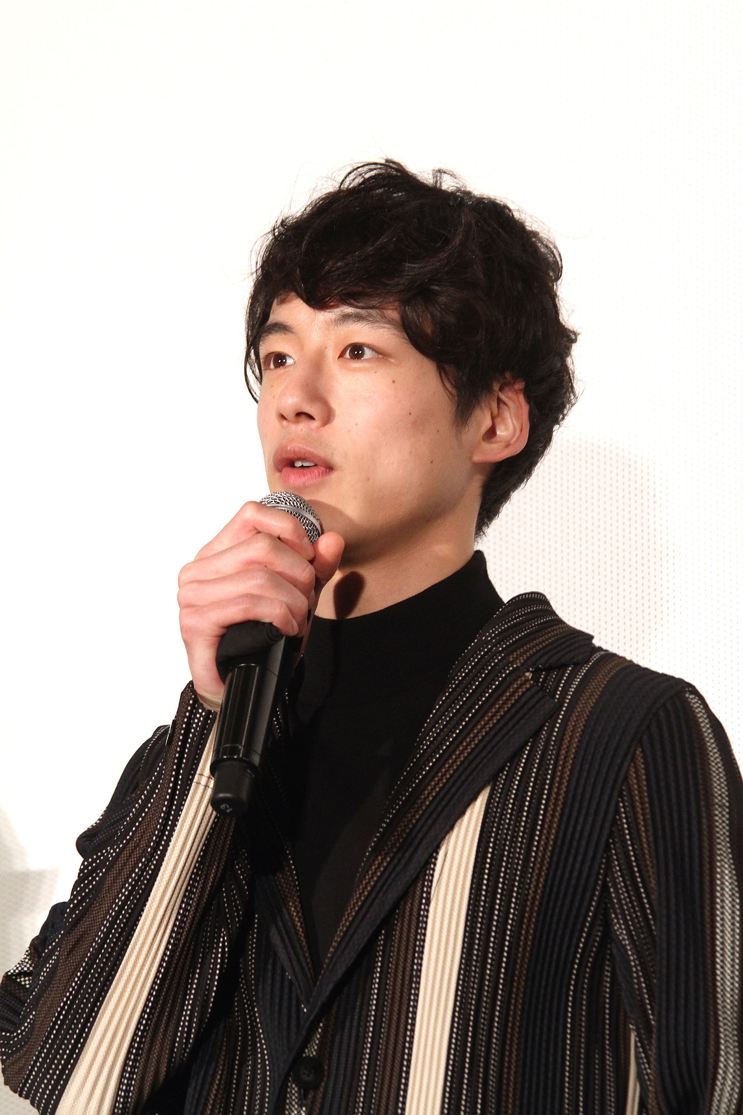 坂口健太郎