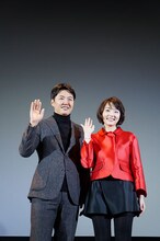 左からユン・サンヒョン、イ・アイ。