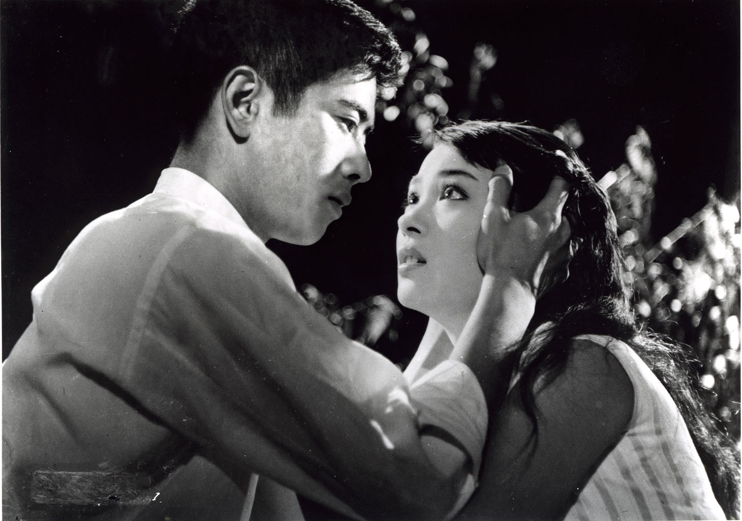 「くちづけ」 (c)KADOKAWA 1957