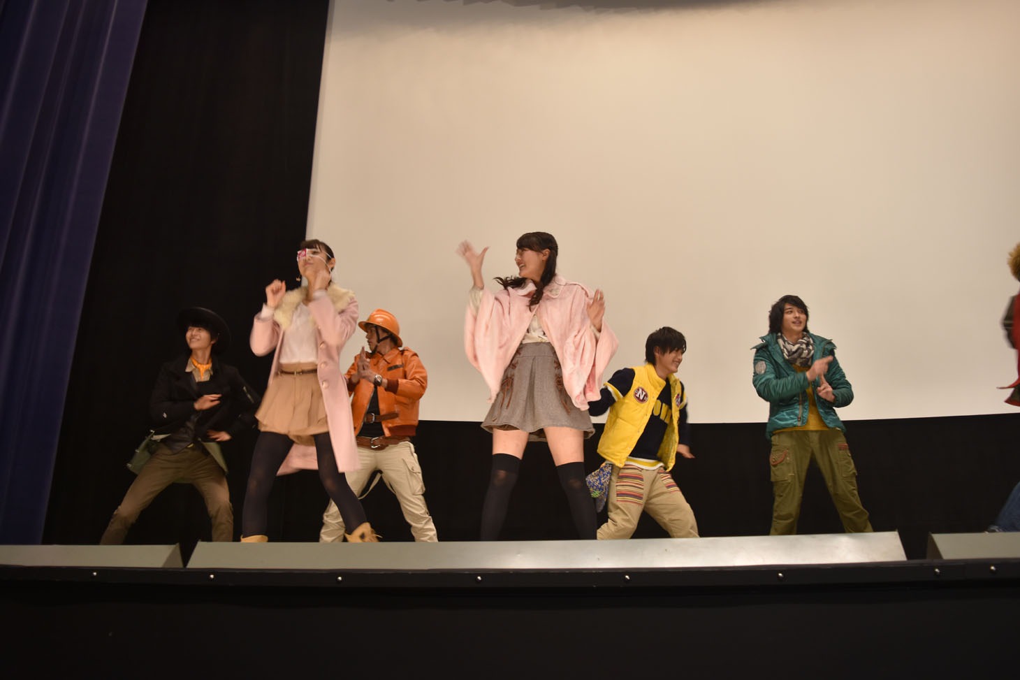 エンディングダンス披露の様子。