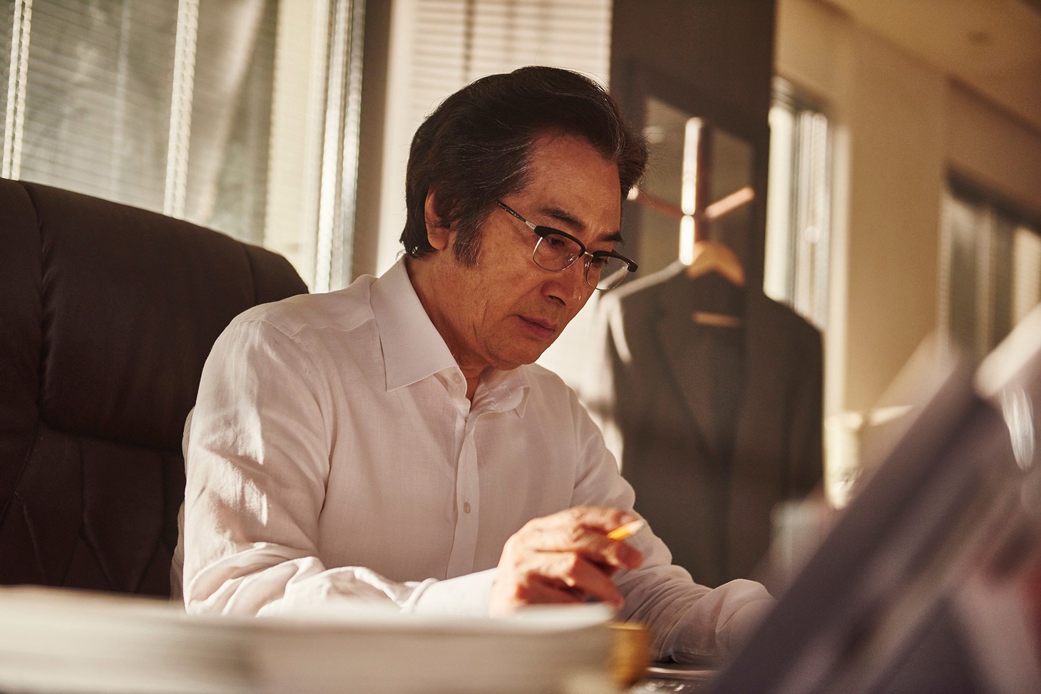 「インサイダーズ／内部者たち」