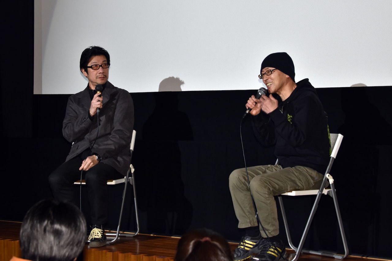 右から遠藤ミチロウ、阪本順治。