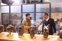 「ライジング・ドラゴン」 (c)2012 Jackie and JJ Productions Limited, Huayi Brothers Media Corporation and Emperor Film Production Co Limited All rights reserved