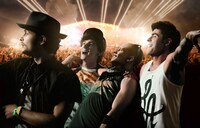 「WE ARE YOUR FRIENDS ウィー・アー・ユア・フレンズ」