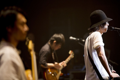 「RADWIMPSのHESONOO Documentary Film」 (c)2016“HESONOO”FILM PARTNERS