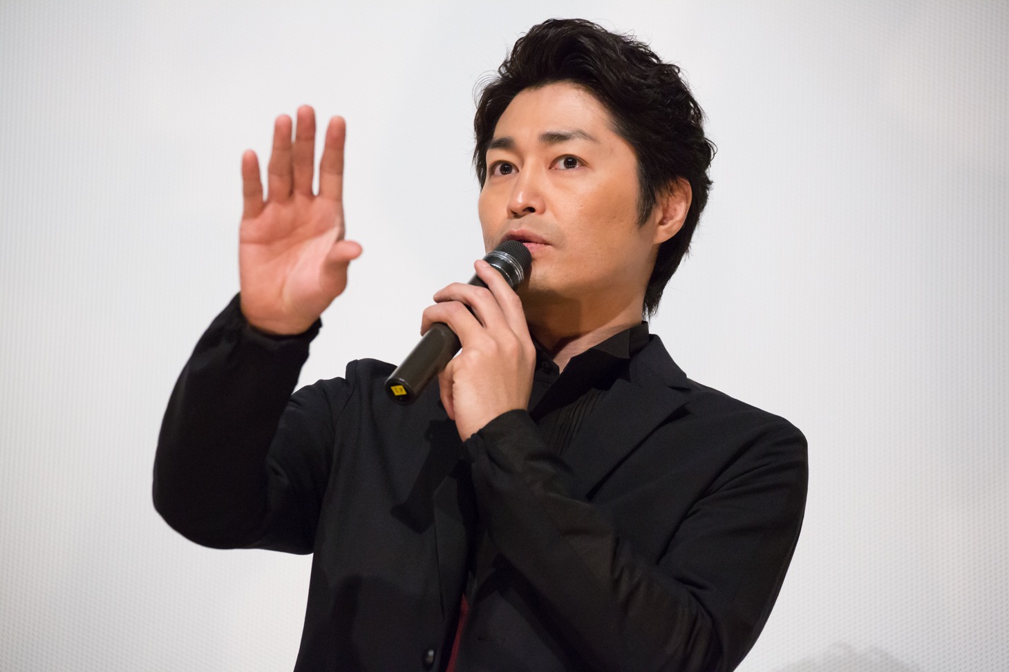 安田顕