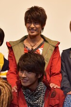 西川俊介（上）、中尾暢樹（下）。