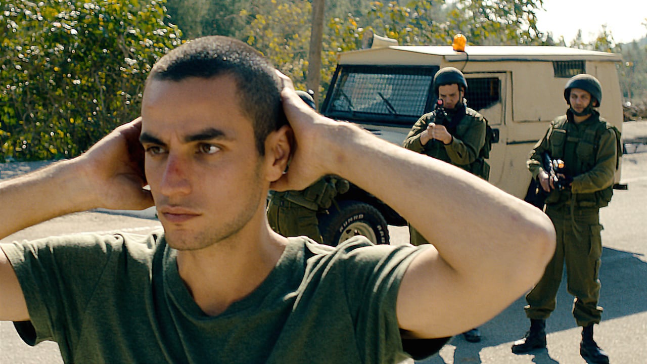 マドンナ激賞、占領下のパレスチナで生きる若者たちの今を捉えた「オマールの壁」