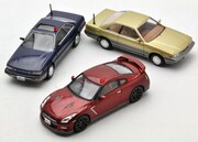 左上から時計回りにトミカリミテッドヴィンテージ NEO  あぶない刑事03 日産レパード アルティマ ターボ(紺)、あぶない刑事02 日産レパード(金)、あぶない刑事01 日産GT-R 2014(赤)。