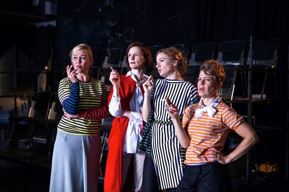 「ファブリックの女王」 (c)Bufo Ltd 2015