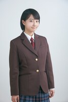 新井愛瞳