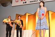 左から齋藤寛之、浅野太、榊原郁恵。