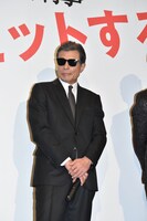 バラク・オバマ大統領のものをモデルにスーツを発注したと話す舘ひろし。