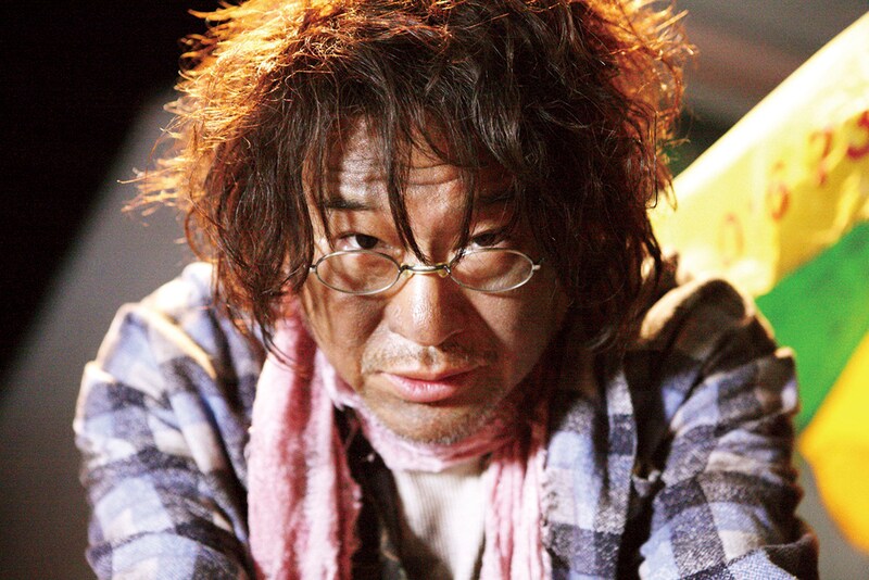 船越英一郎演じるホームレス・宇野。 (c)福満しげゆき・講談社／映画「ヒーローマニア-生活-」製作委員会