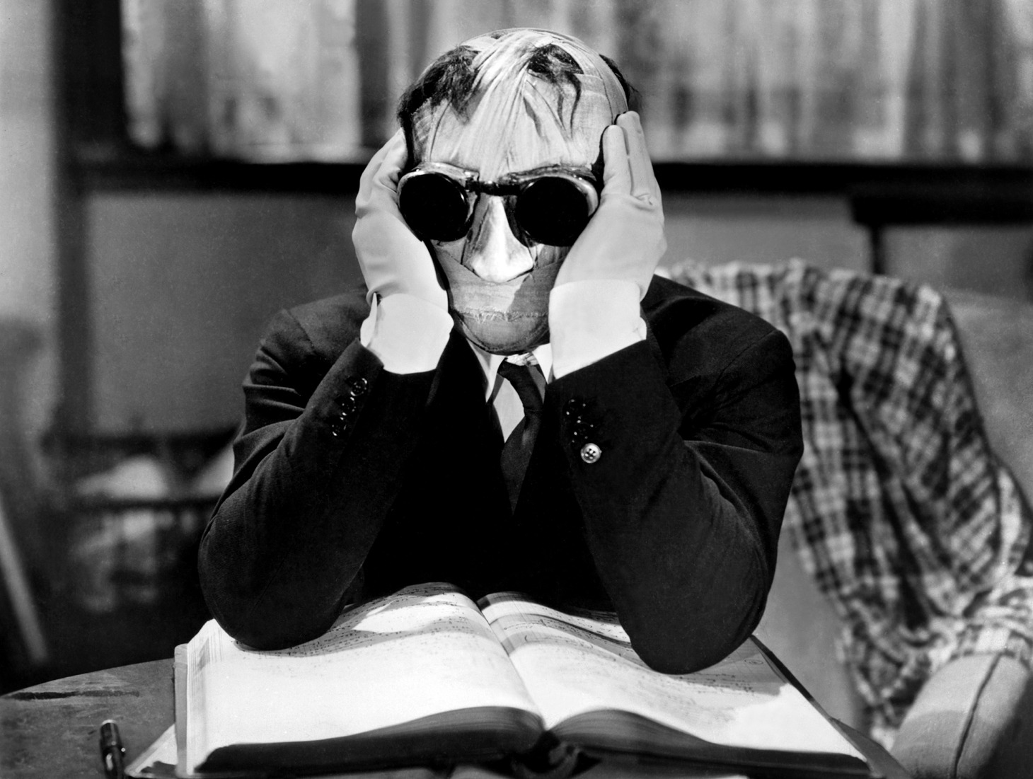 1933年版の「透明人間」。（写真提供：T.C.D / VISUAL Press Agency / ゼータ イメージ）