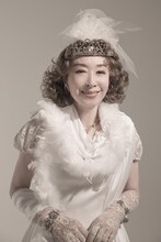 「『スーベニア』SOUVENIR ～騒音の歌姫～」に主演する三田佳子。